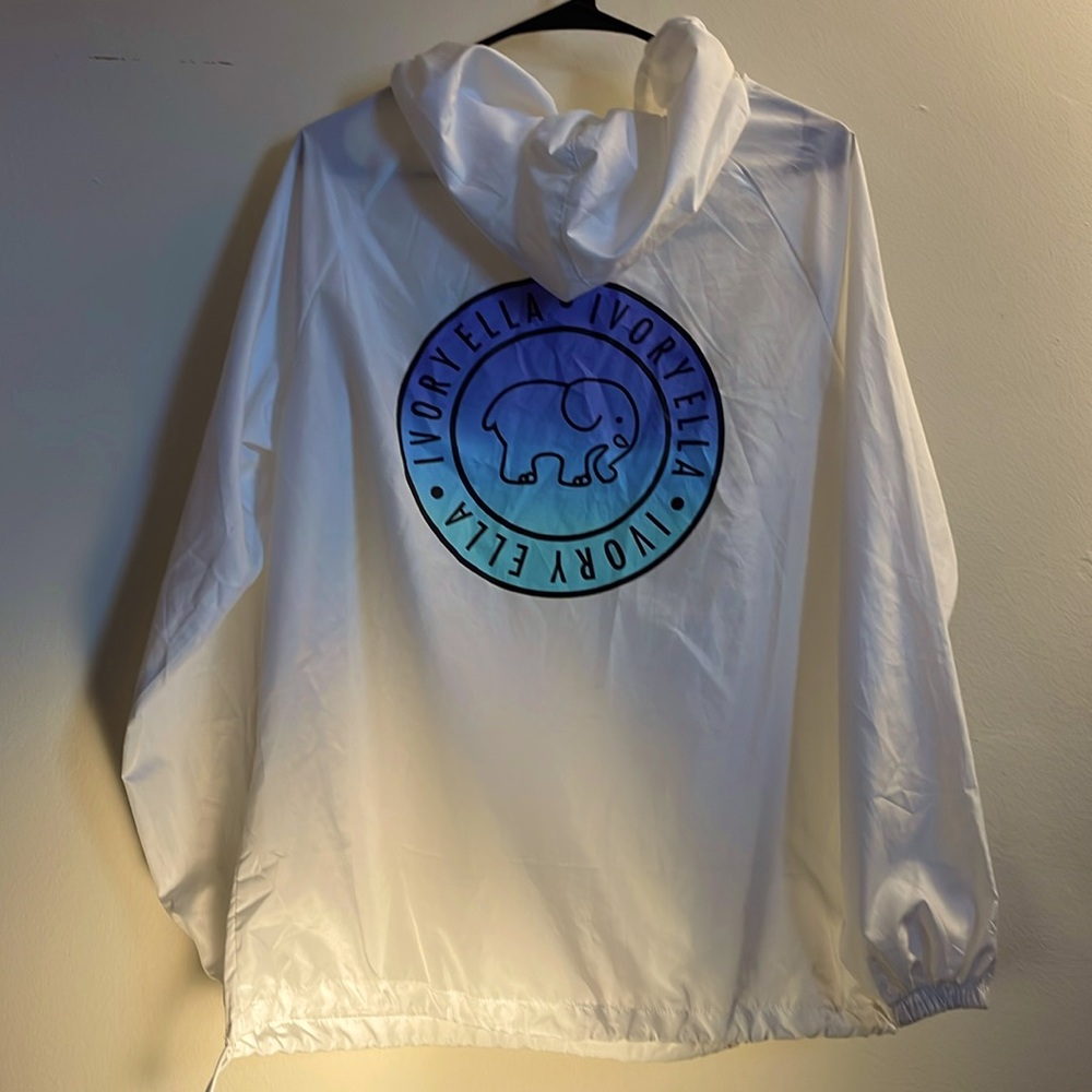 Like new Ivory Ella windbreaker size s